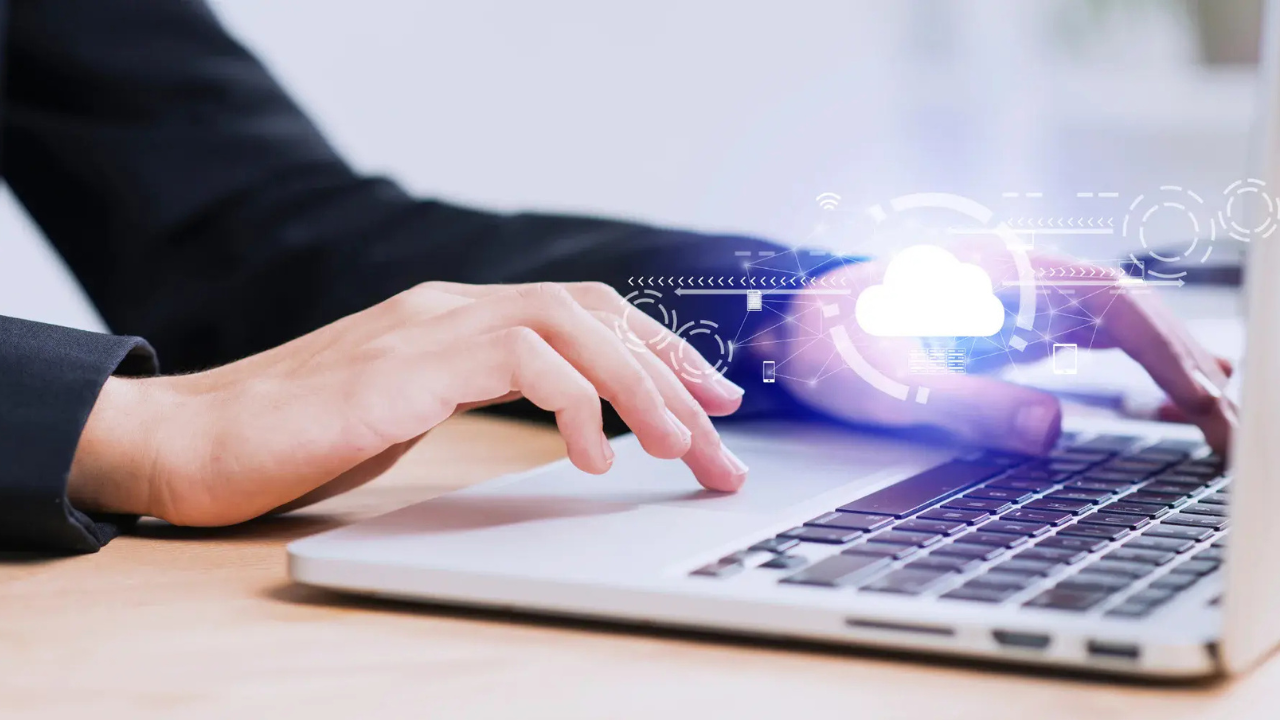 Digital Communication and Feedback